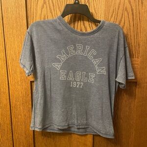 American Eagle tshirt